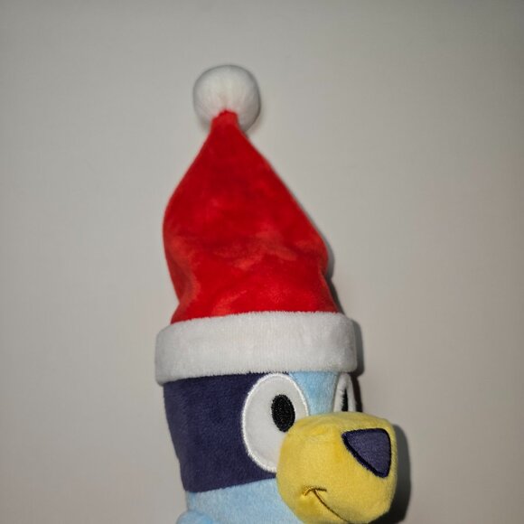 Bluey & Bingo Santa Hats 8" Plush Bundle - Picture 6 of 12